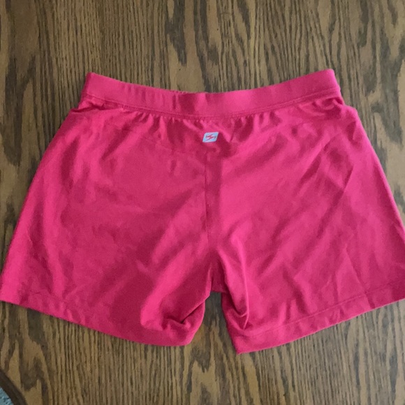 New without tags Sugoi athletic shorts - Picture 2 of 3